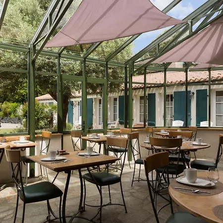 Domaine Le Martinet, The Originals Relais Szálloda