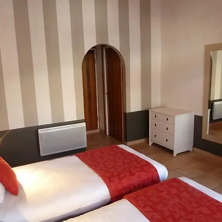 Domaine Le Martinet, The Originals Relais 3* Буэн