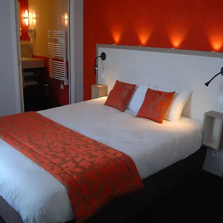Отель Domaine Le Martinet, The Originals Relais 3*