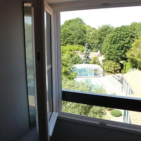 Domaine Le Martinet, The Originals Relais Szálloda Bouin