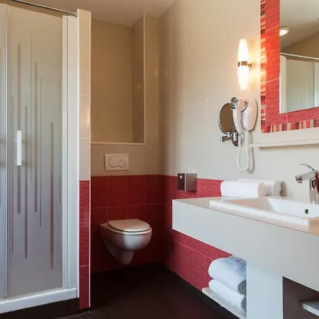 Domaine Le Martinet, The Originals Relais Hotel Bouin (Vendee)