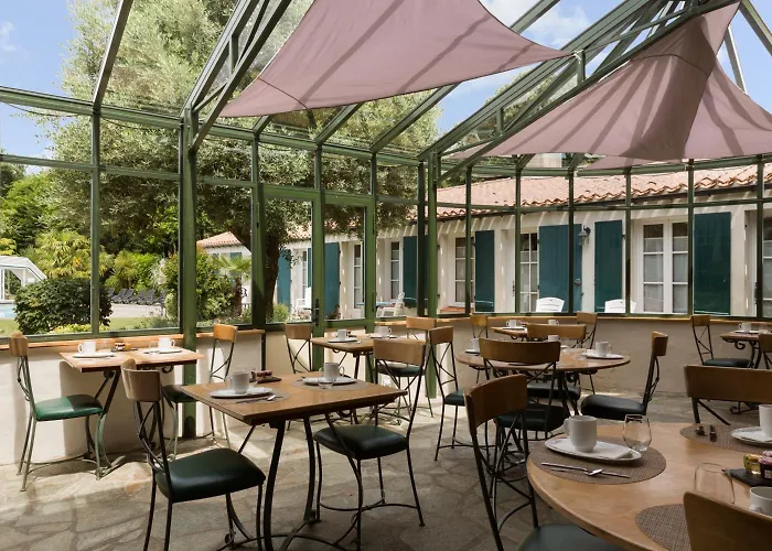 Domaine Le Martinet, The Originals Relais Hotel