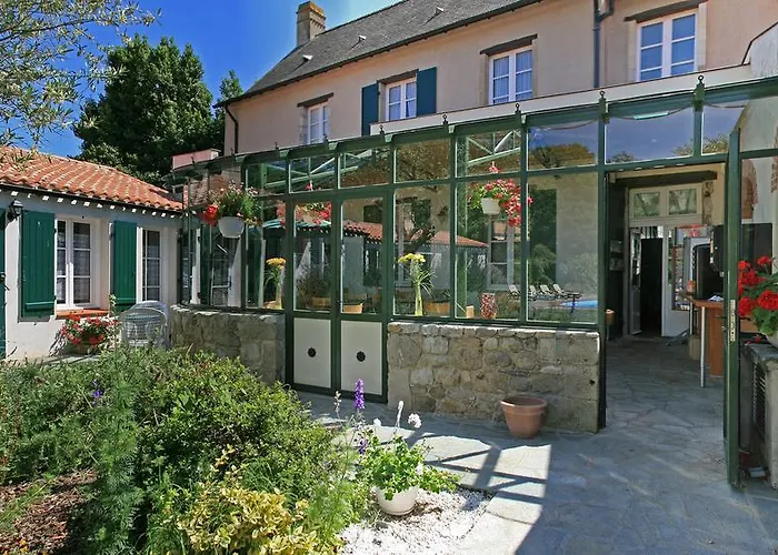 Domaine Le Martinet, The Originals Relais Hotel 3*