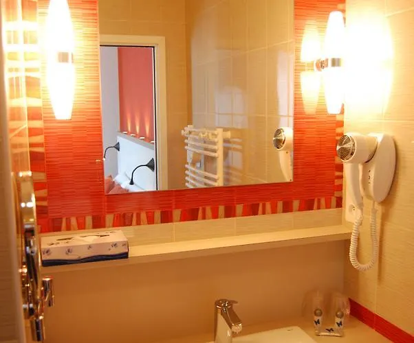 Domaine Le Martinet, The Originals Relais Hotel 3*