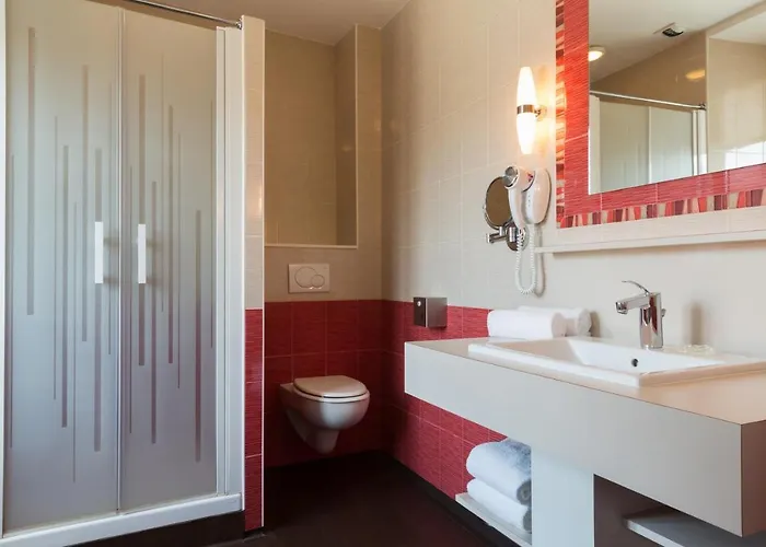 Domaine Le Martinet, The Originals Relais Hotel Bouin (Vendee)